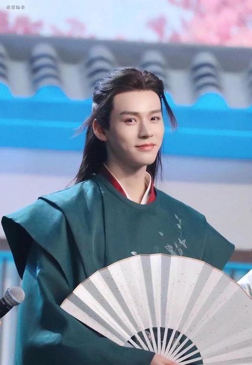 一线吃瓜娱乐圈感情戏,一线明星的甜蜜爱恋与情感纠葛