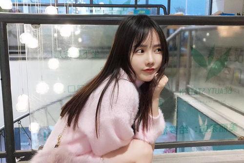 娱乐吃瓜酱露脸视频